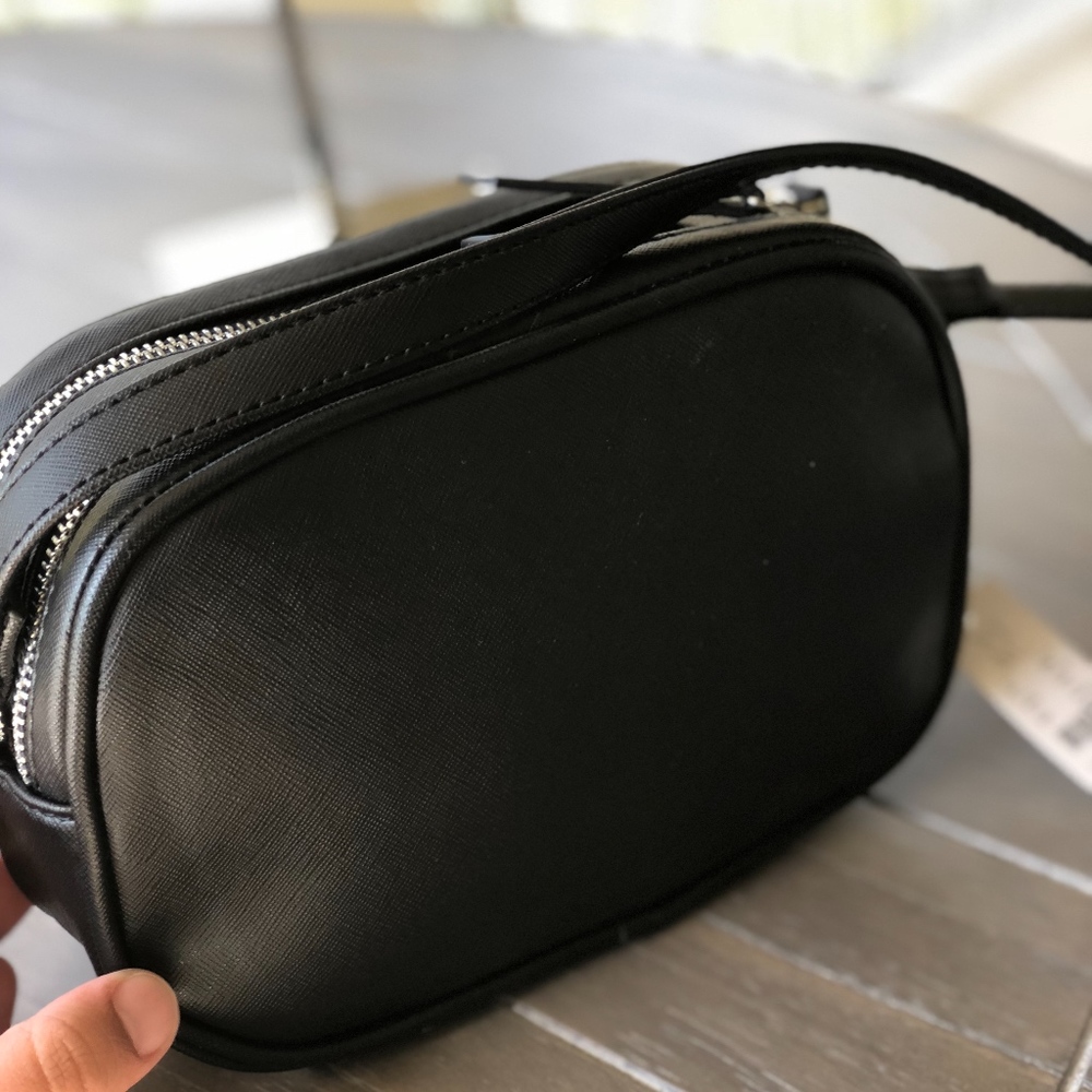 New York & Co double zip Crossbody bag  Black NWT - Picture 3 of 6